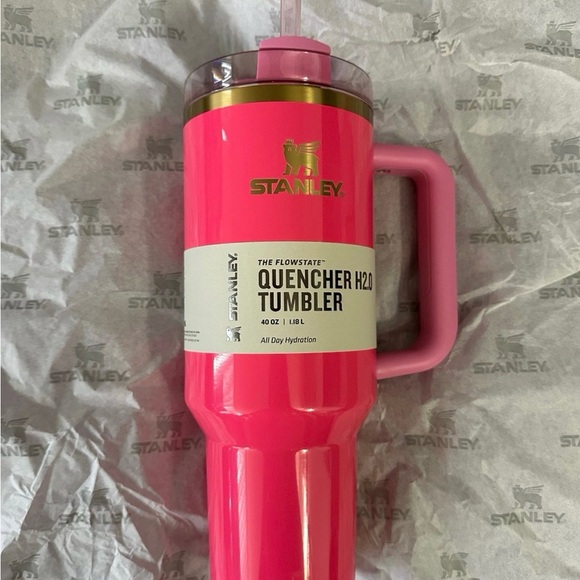 Stanley Pink Parade Tumbler 40 oz. Limited Edition - Picture 3 of 5